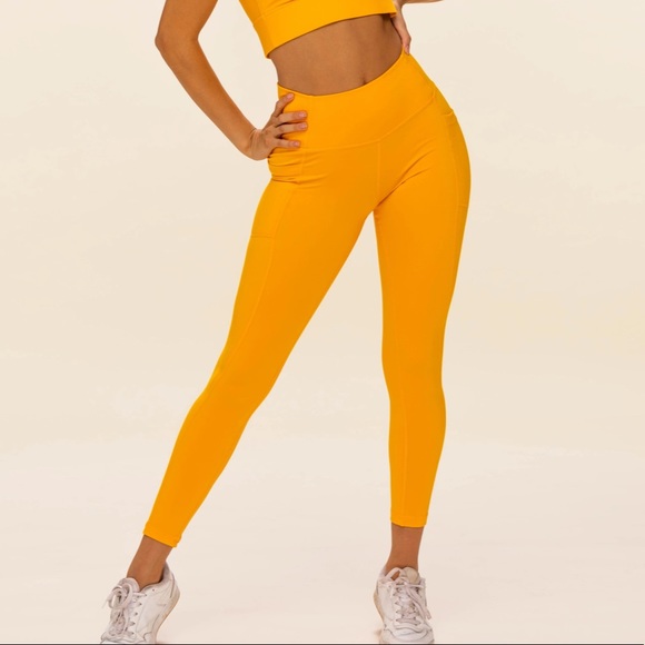 NWOT Ethos Saffron Leggings with pockets - Picture 2 of 4